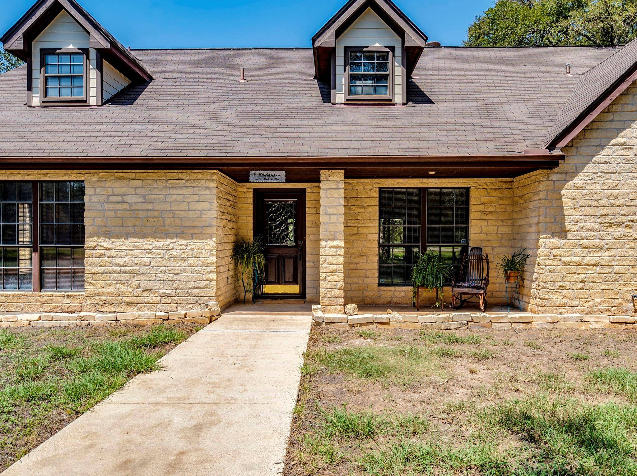1112 Live Oak LOOP, Buda, TX 78610
