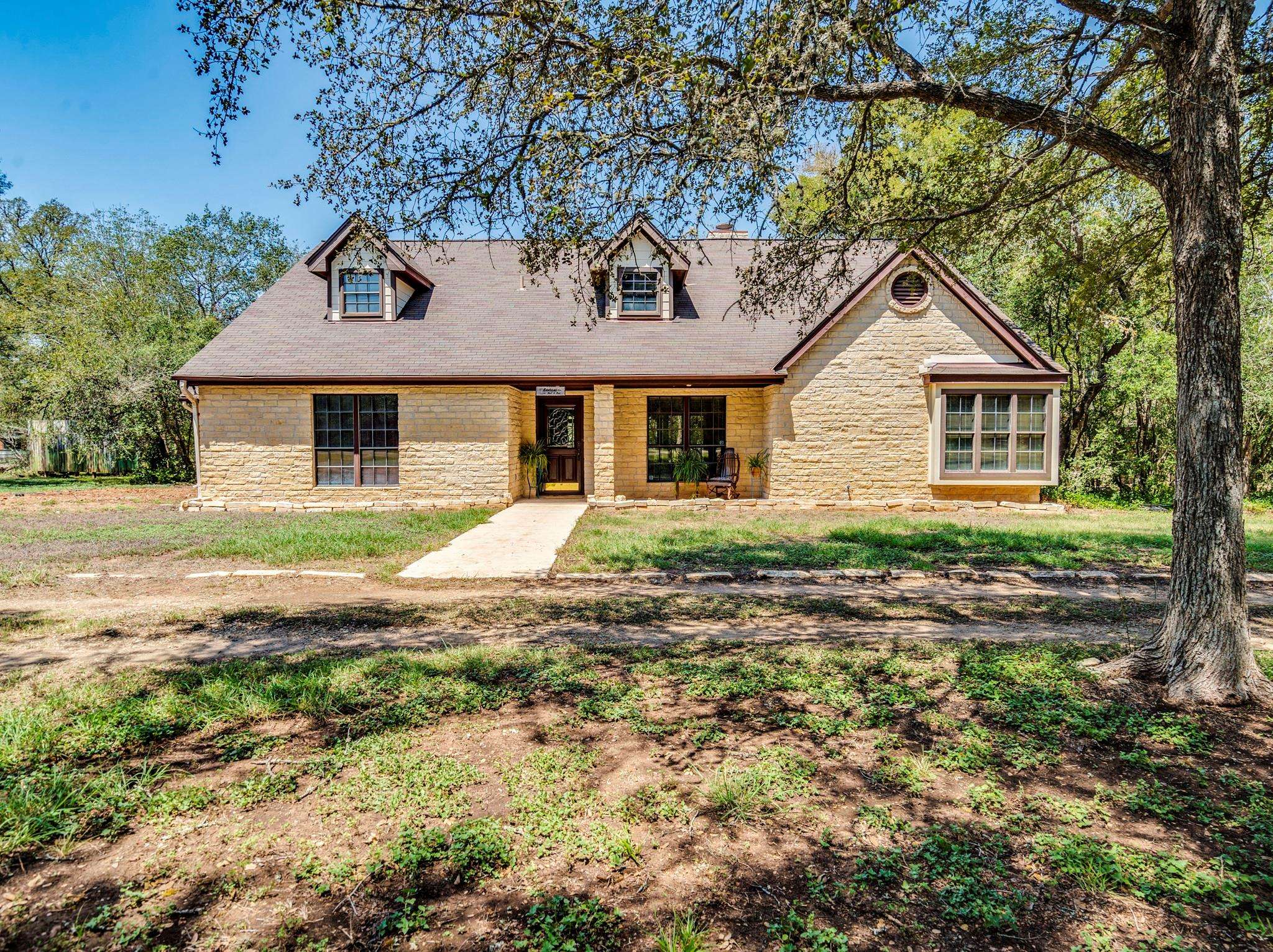 1112 Live Oak LOOP, Buda, TX 78610