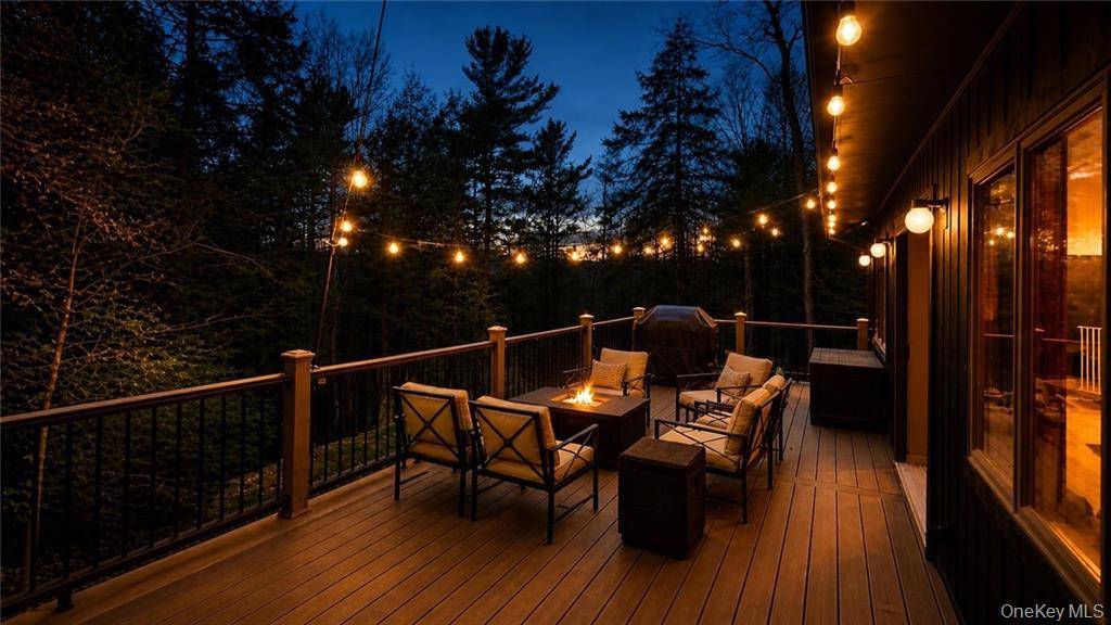 212 Meeker RD, Vestal, NY 13850