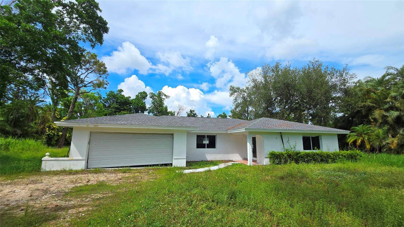 3689 LIBERTY SQ, Fort Myers, FL 33908