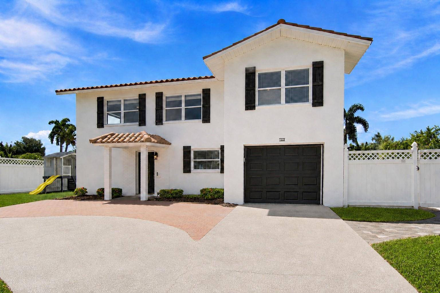 112 16TH ST, Belleair Beach, FL 33786