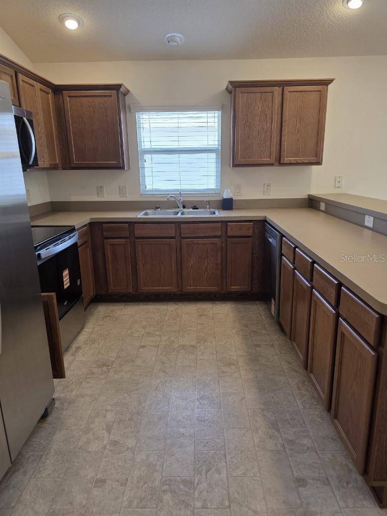 2149 SANDALWOOD PL, The Villages, FL 32163