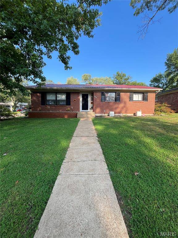 808 Taylor Ave, Farmington, MO 63640