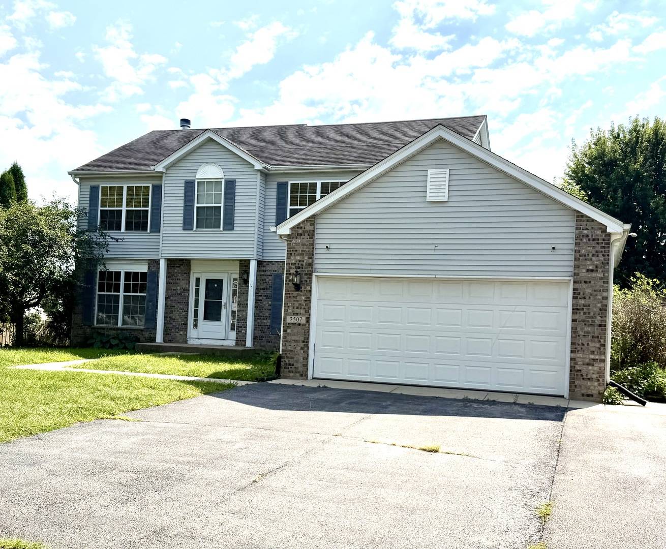 2507 Ridgefield DR, Belvidere, IL 61008