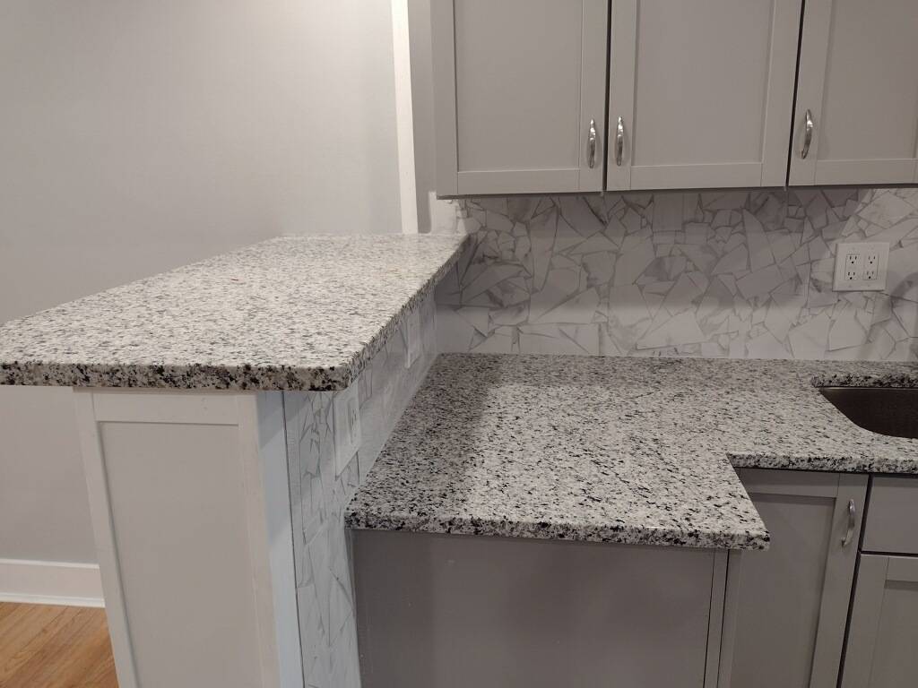 651 South BLVD #5, Oak Park, IL 60302