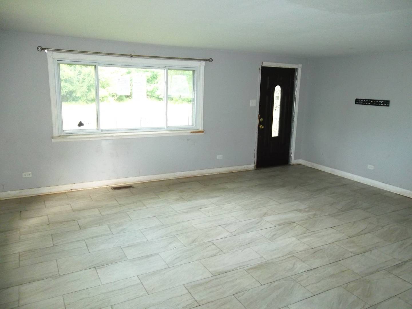 14045 S Claire BLVD, Robbins, IL 60472