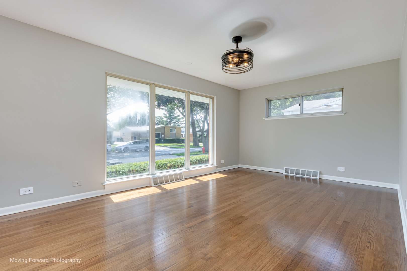 10830 Hastings ST, Westchester, IL 60154