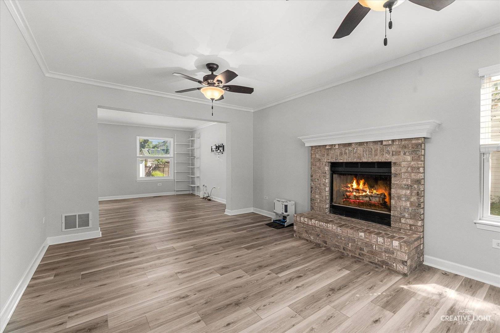 52 Blackberry TRL, Aurora, IL 60506