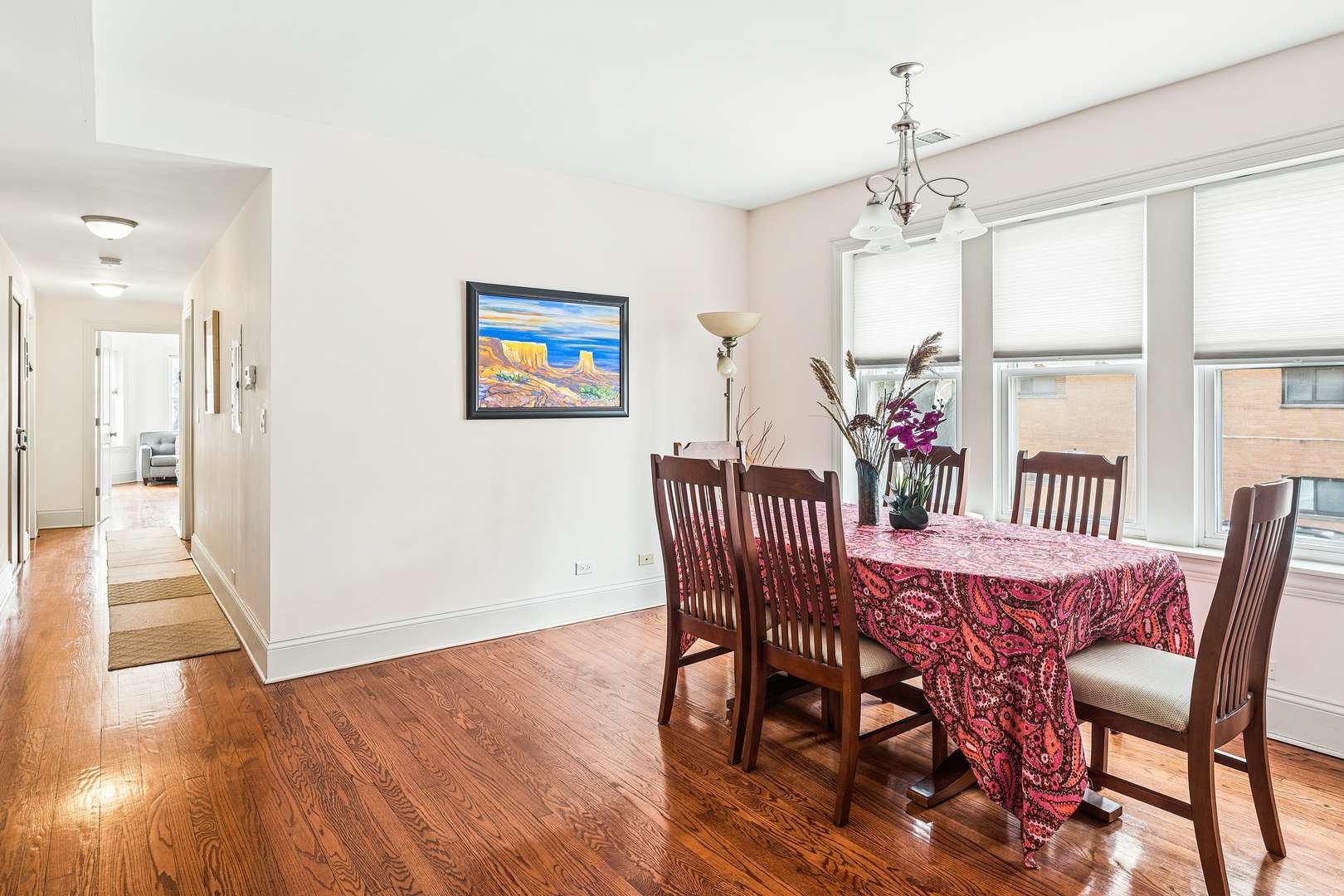 2656 W Lunt AVE #1, Chicago, IL 60645