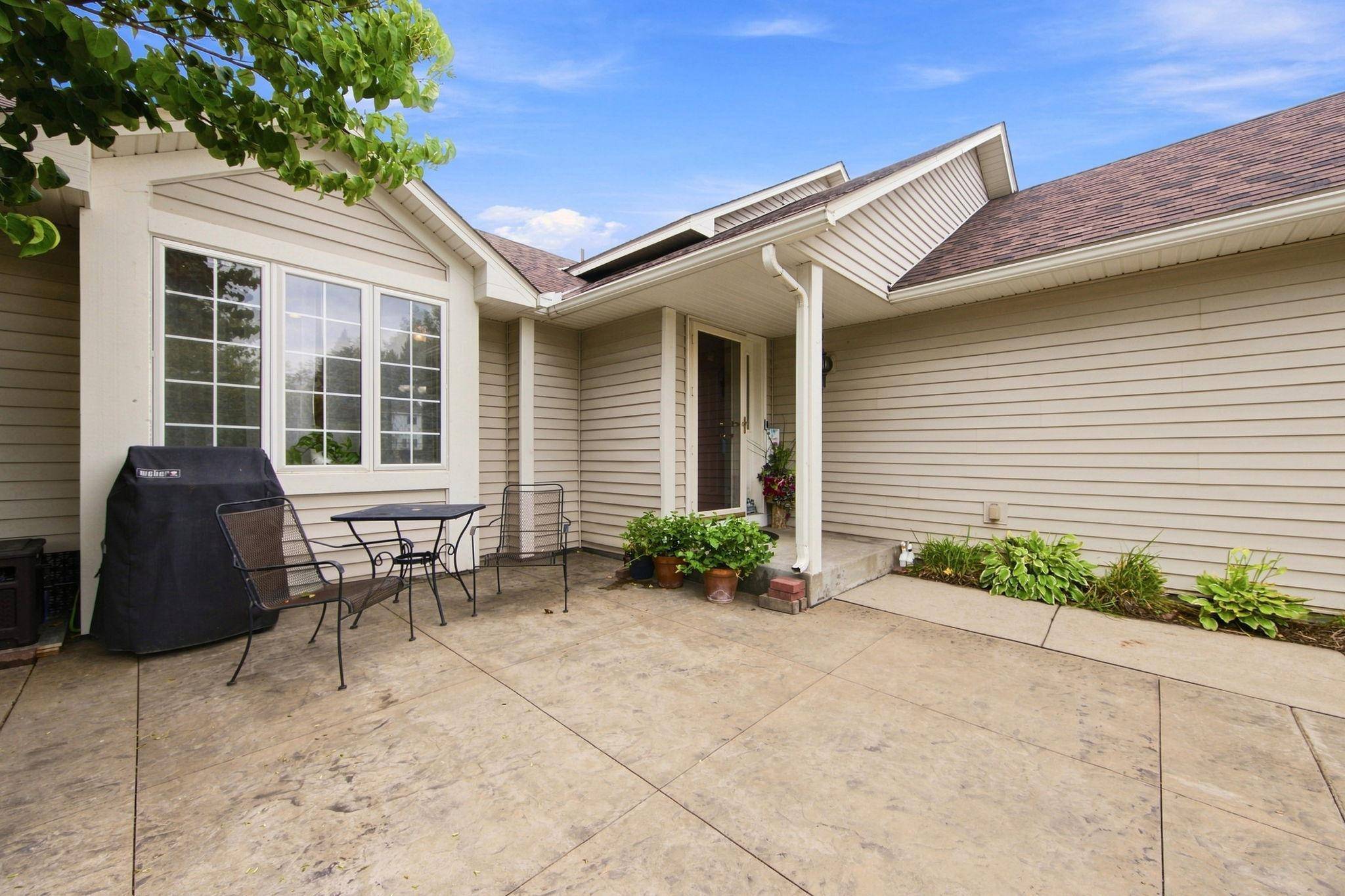 2003 Ponds WAY, Shakopee, MN 55379