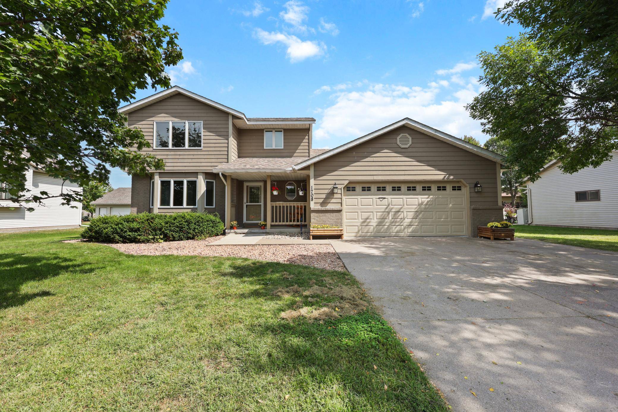 1708 Louden AVE N, Glencoe, MN 55336