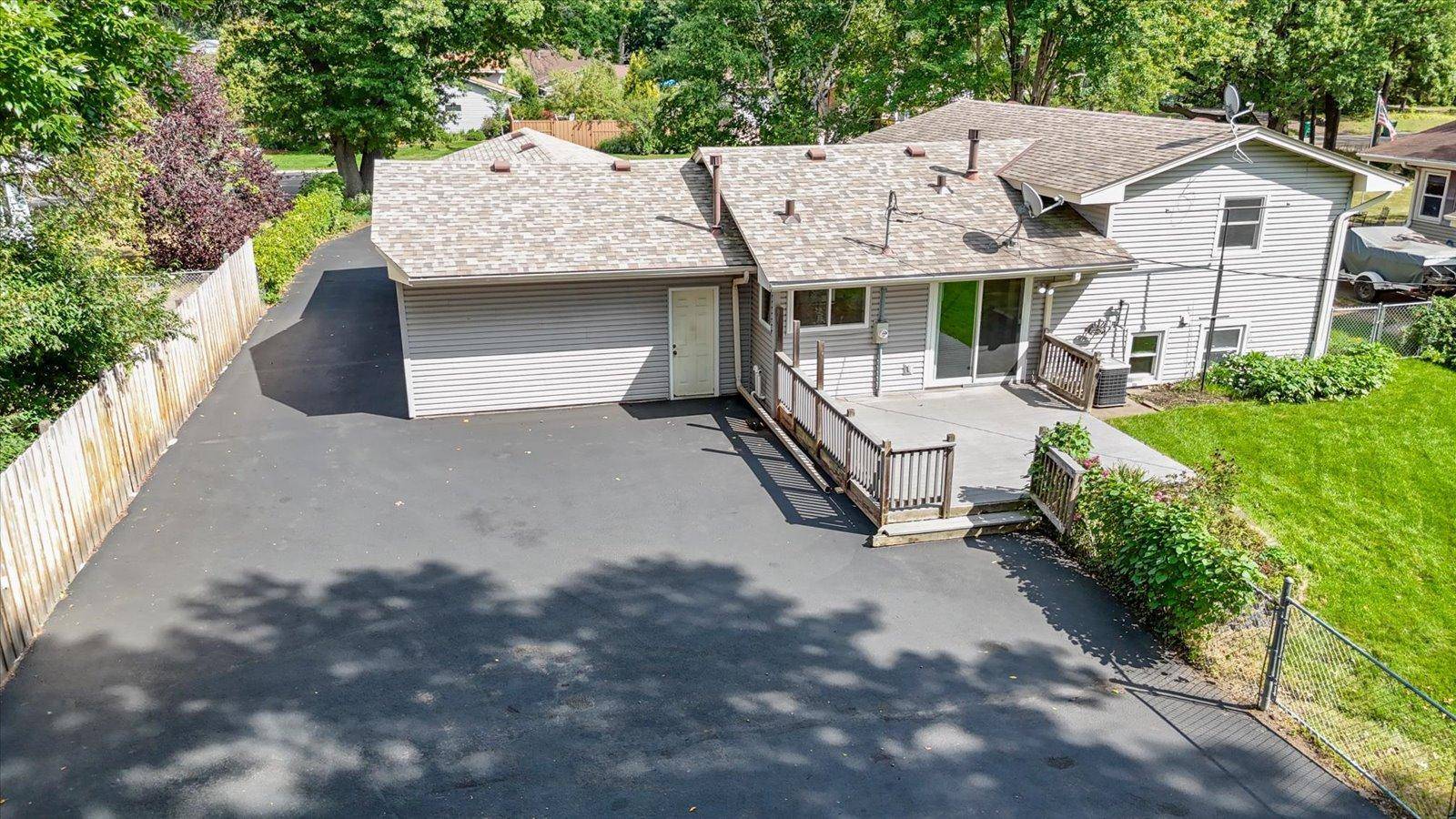 8378 Groveland RD, Mounds View, MN 55112