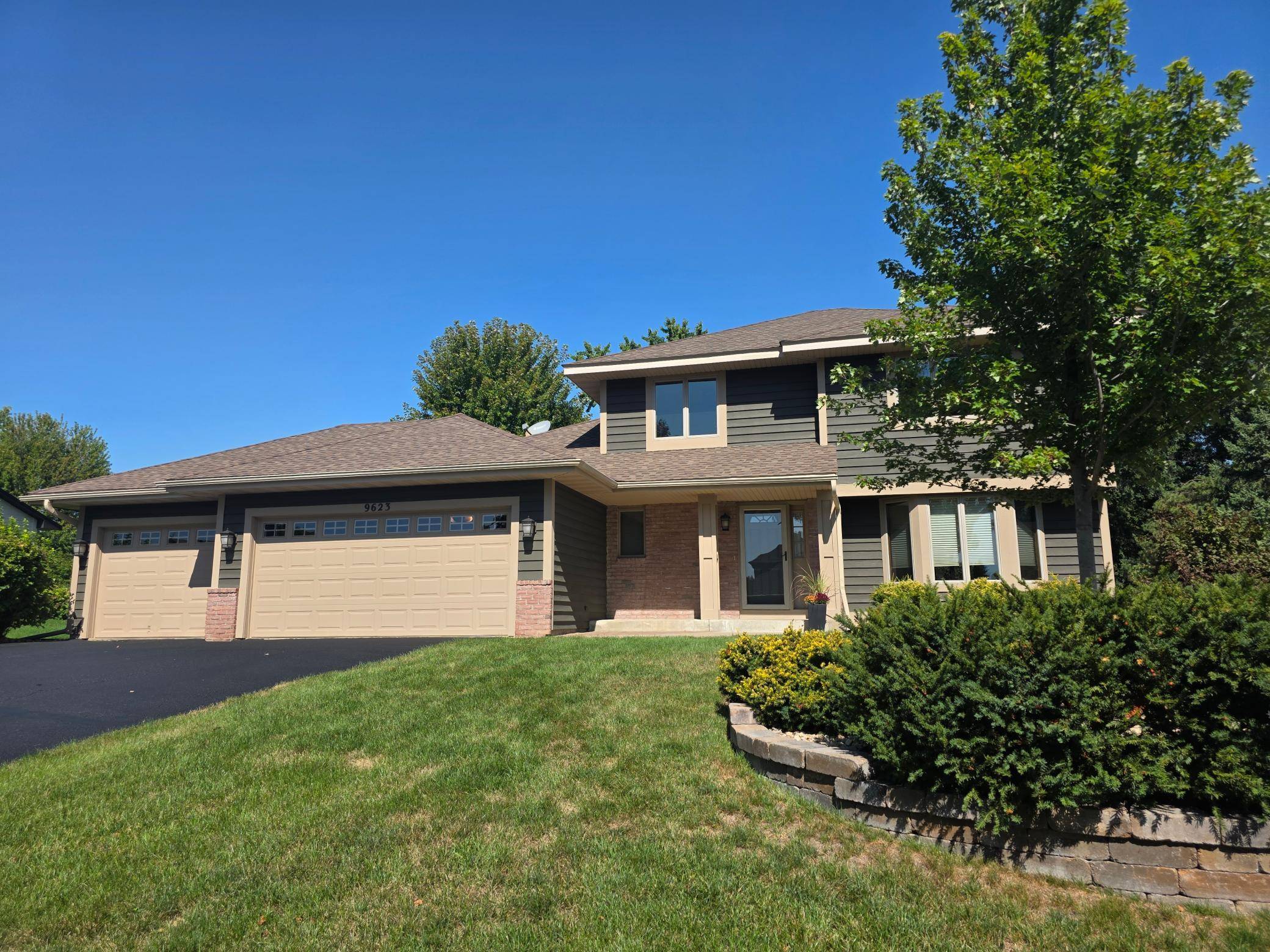 9623 161st ST W, Lakeville, MN 55044