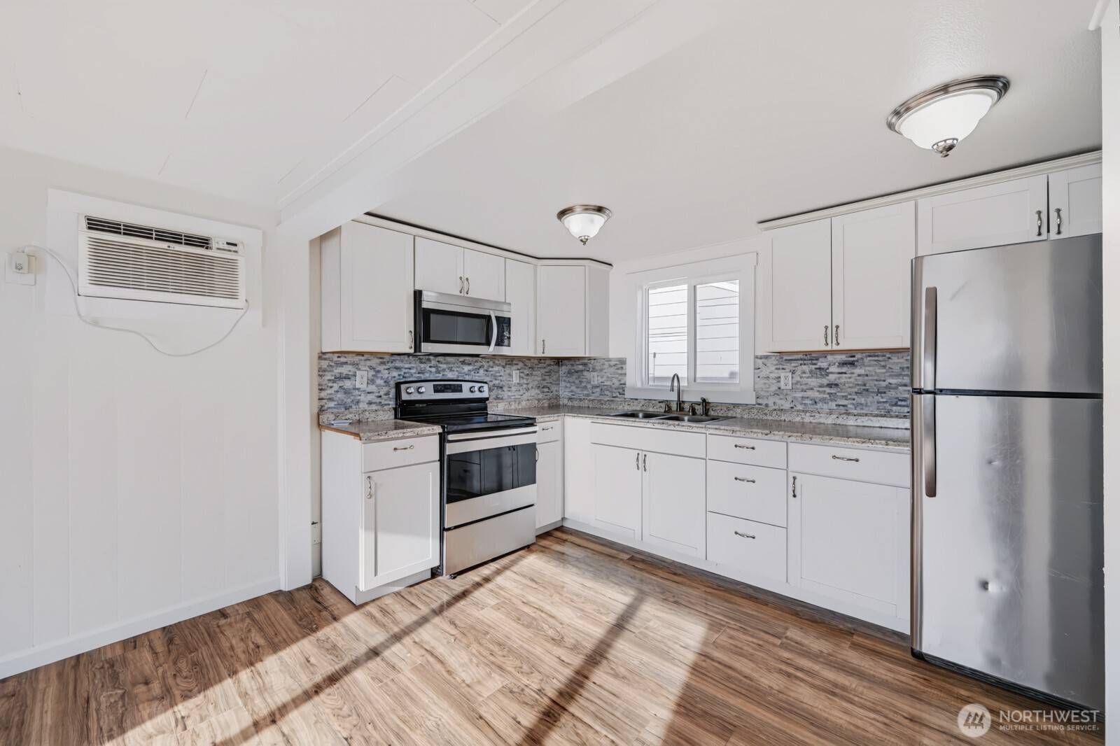 1222 SE A ST, Ephrata, WA 98823