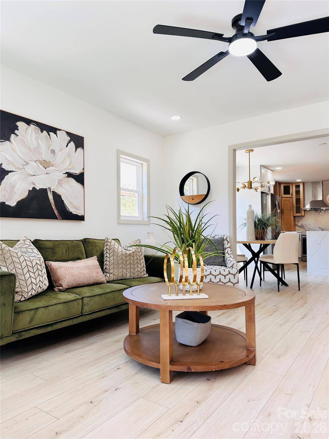 1906 Ashley RD, Charlotte, NC 28208