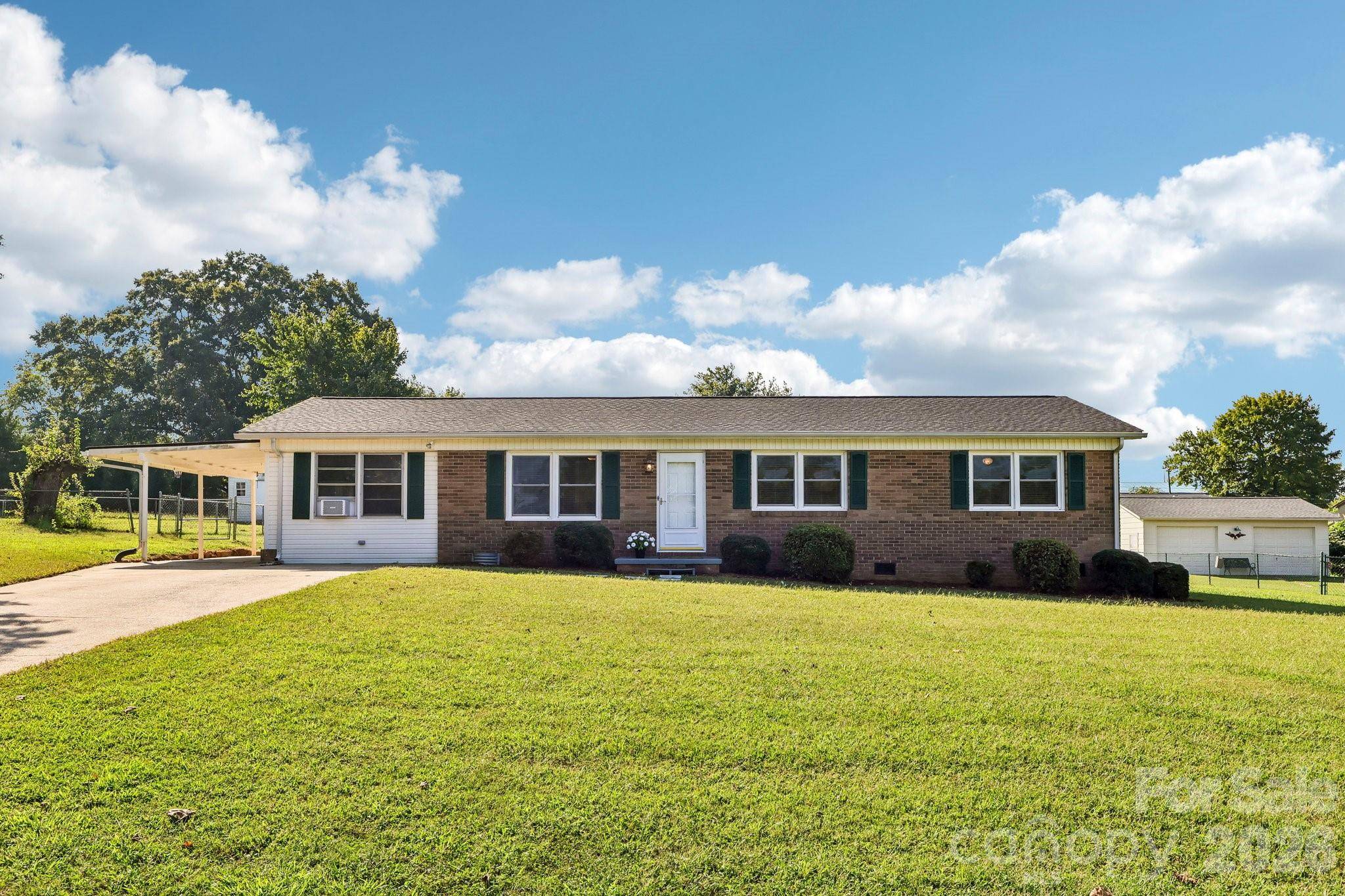 5111 Hawthorne LN, Shelby, NC 28152