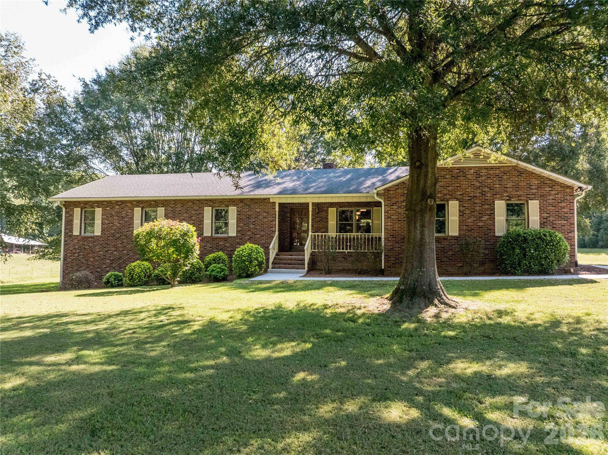 614 Salisbury ST, Rockwell, NC 28138