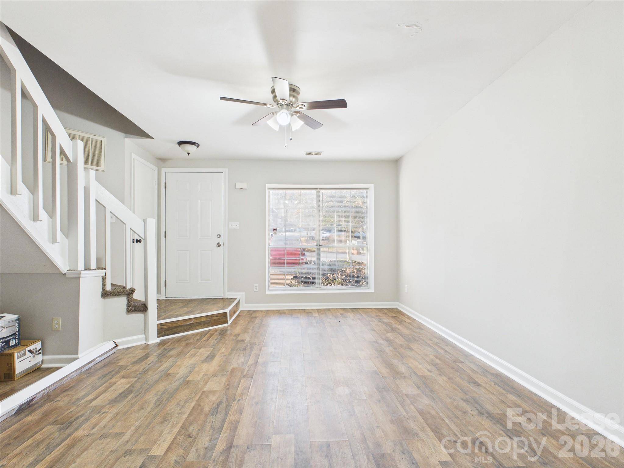 6354 Windsor Gate LN, Charlotte, NC 28215