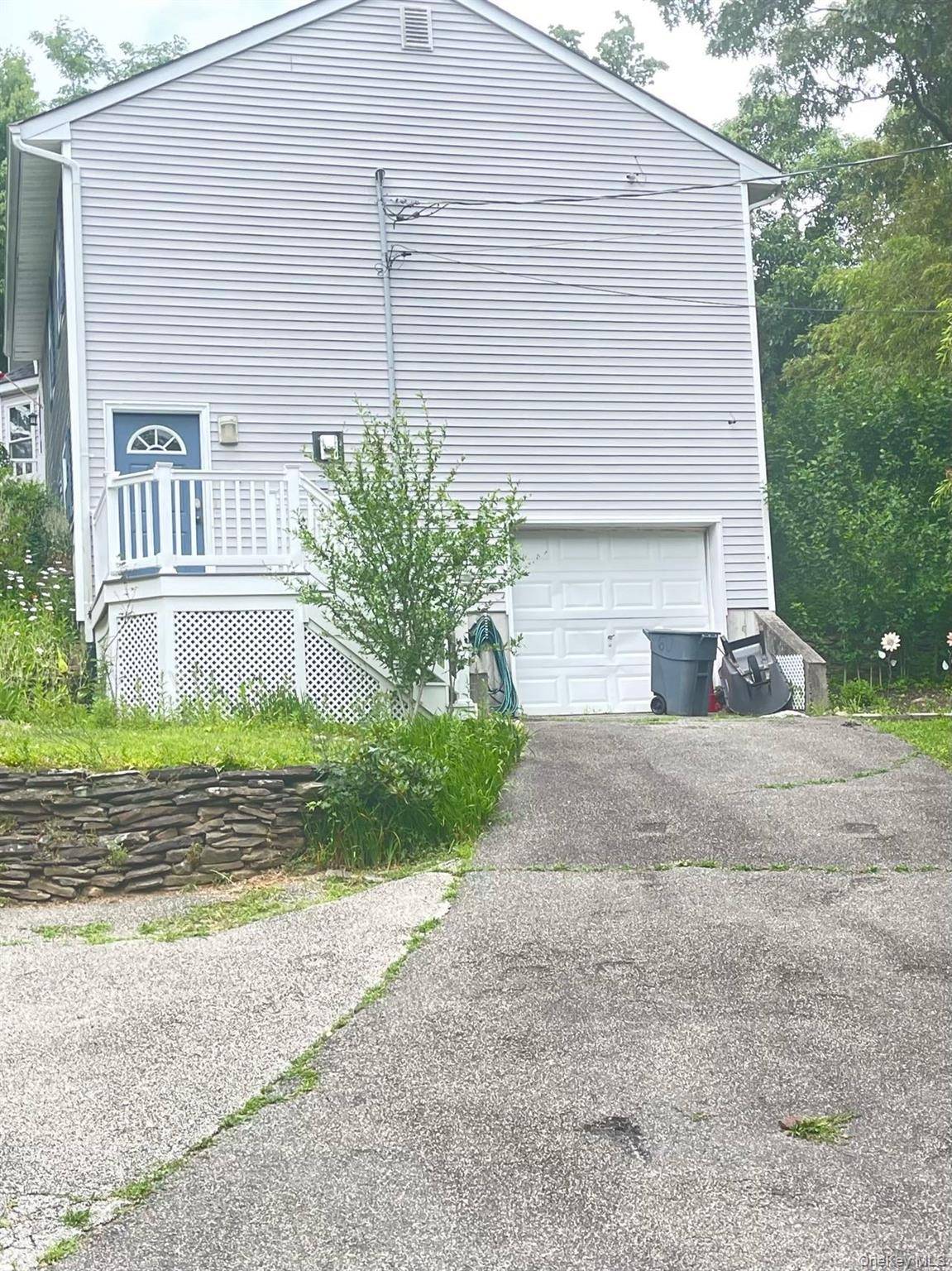 60 Aloma RD, Rocky Point, NY 11778