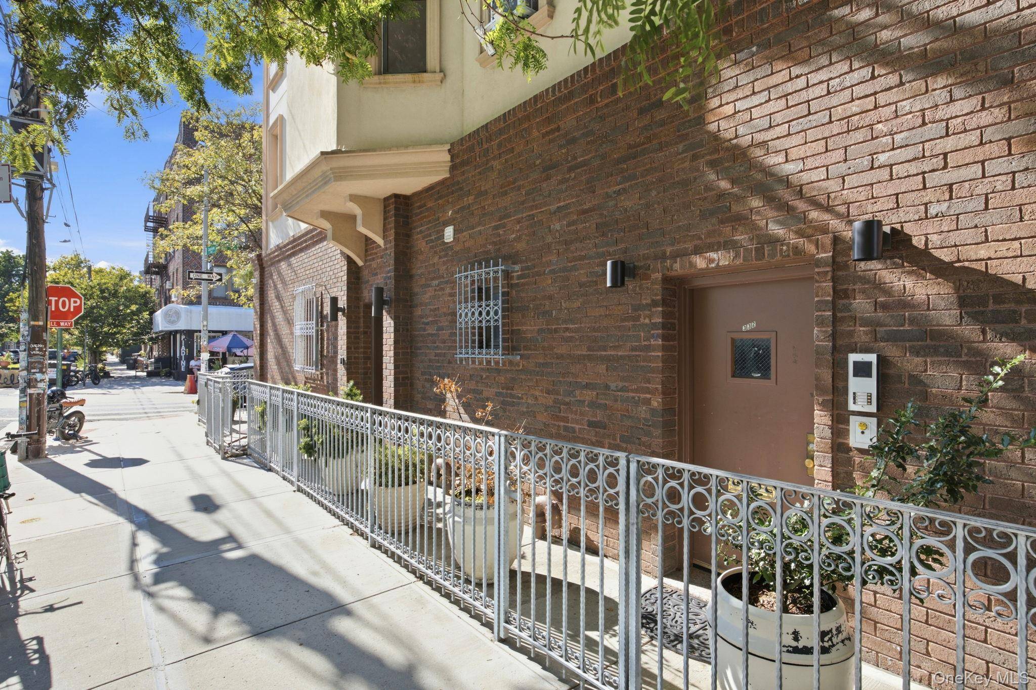 332 Manhattan AVE, Brooklyn, NY 11211