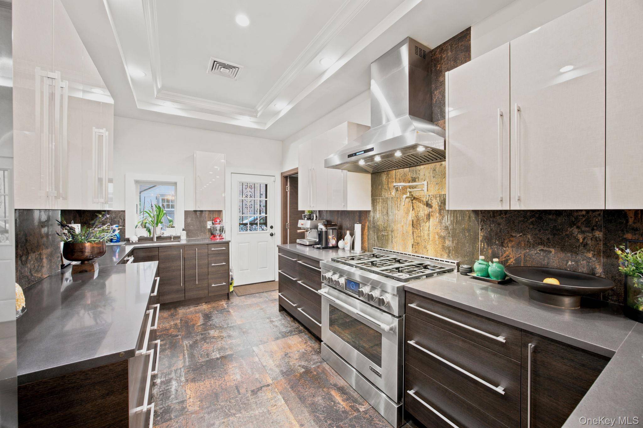 332 Manhattan AVE, Brooklyn, NY 11211