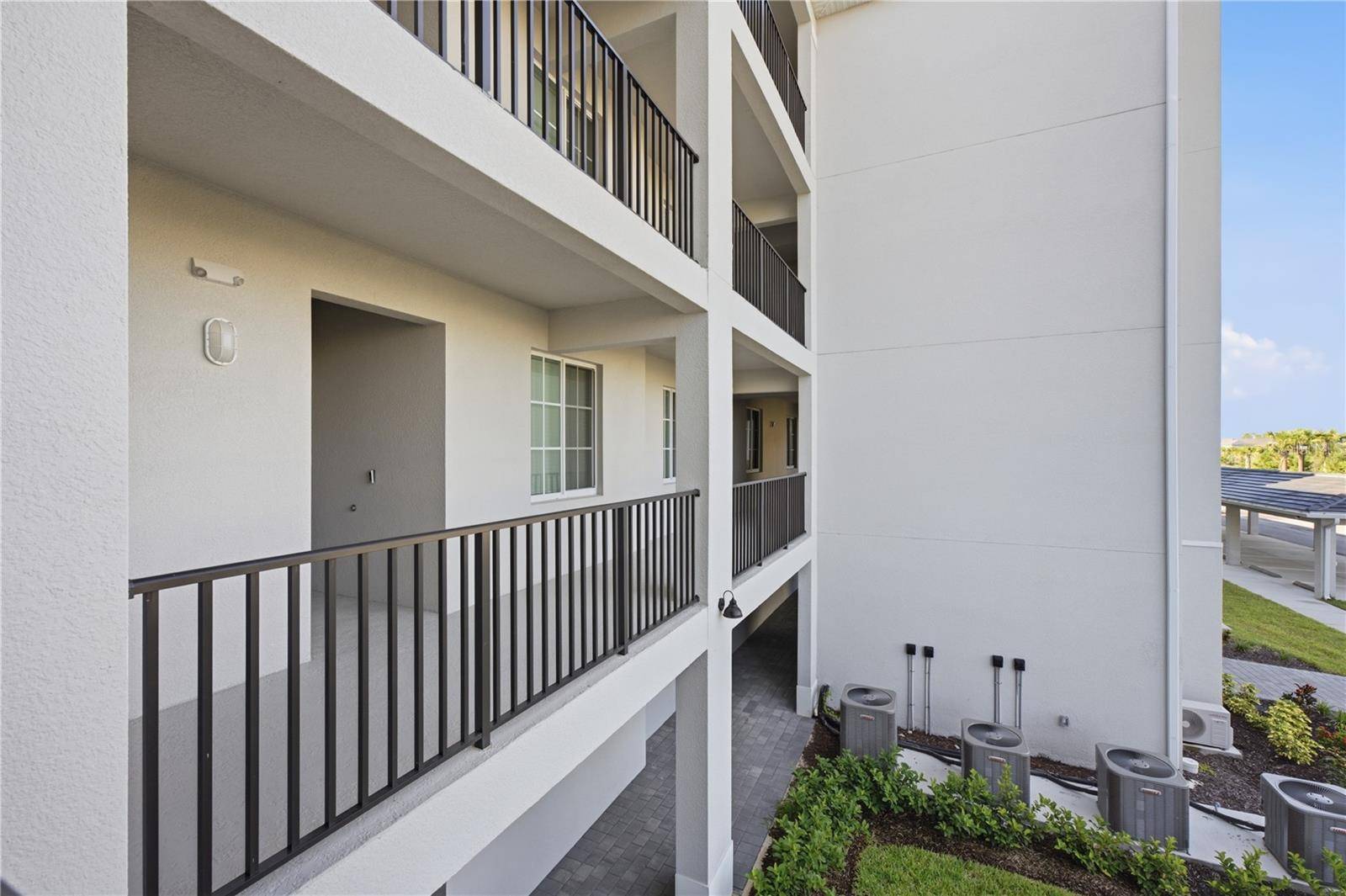 17600 OPAL SAND DR #203, Venice, FL 34293