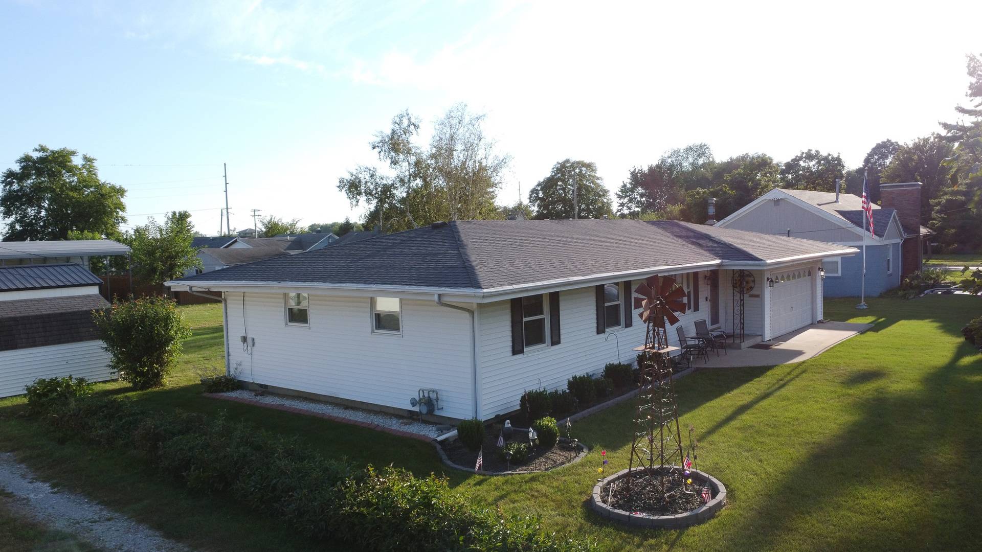 406 E Chestnut ST, Hoopeston, IL 60942