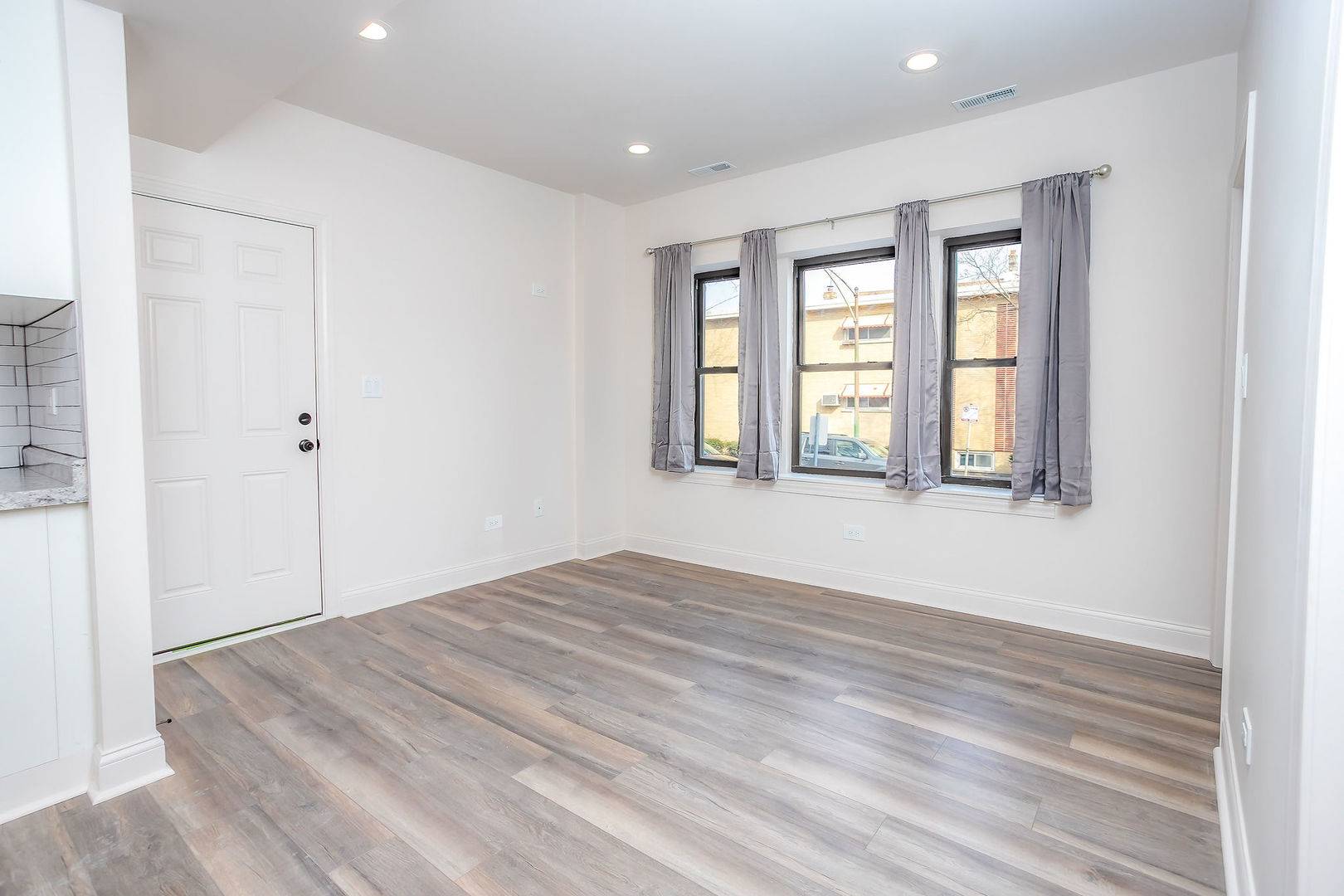 3056 S KEELER AVE #2, Chicago, IL 60623