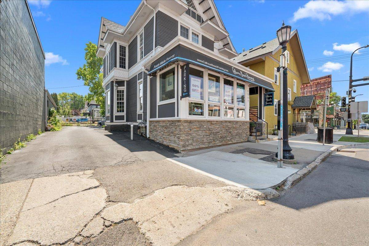 1517 W Lake ST, Minneapolis, MN 55408
