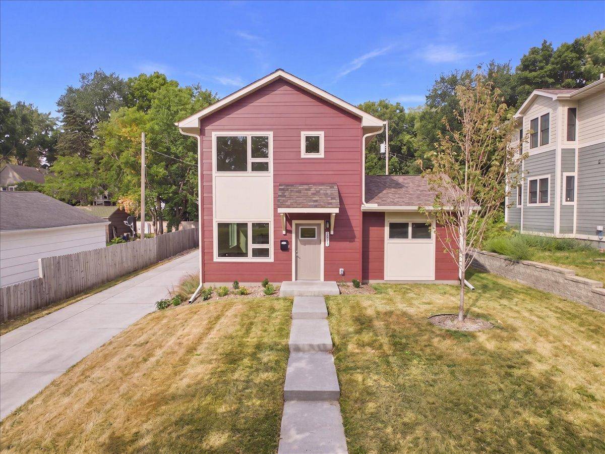 2913 N 4th ST, Minneapolis, MN 55411