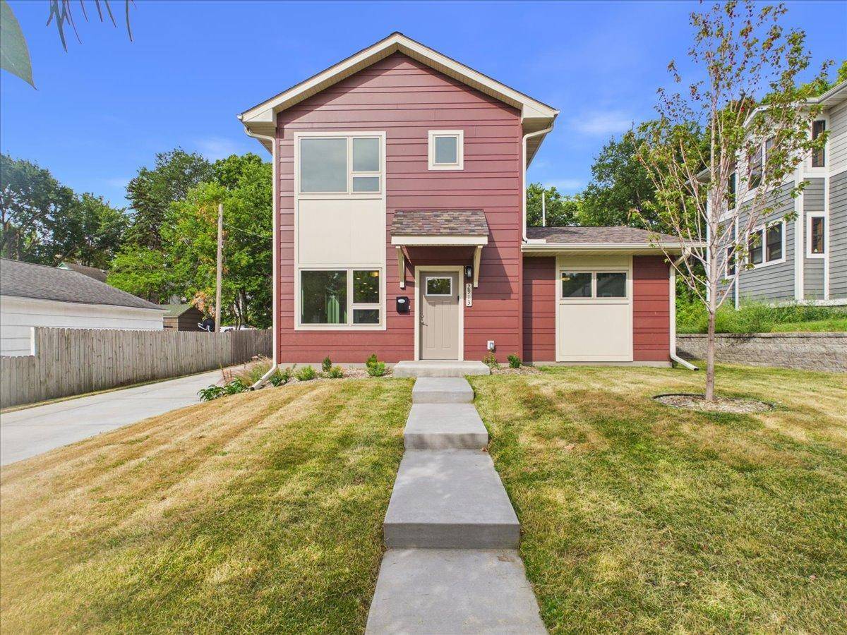2913 N 4th ST, Minneapolis, MN 55411