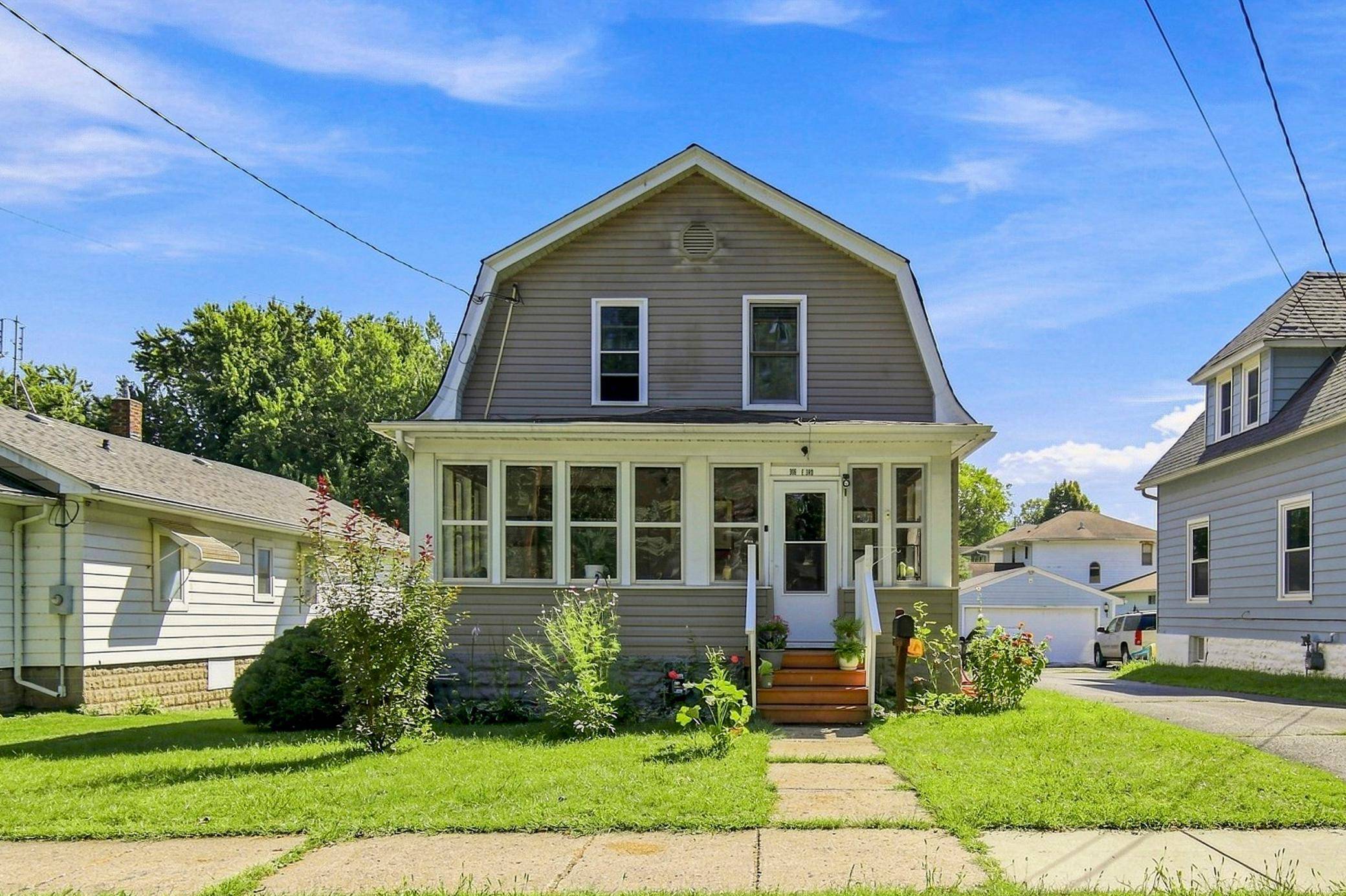 306 E 3rd ST, Albert Lea, MN 56007