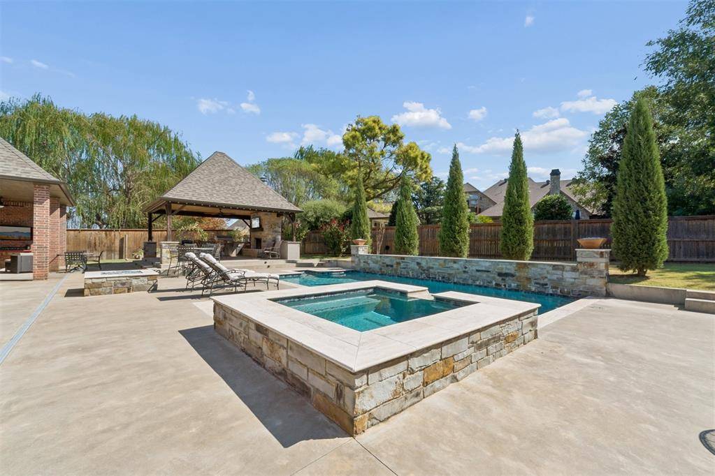 4200 Slate Bridge RD, Edmond, OK 73034