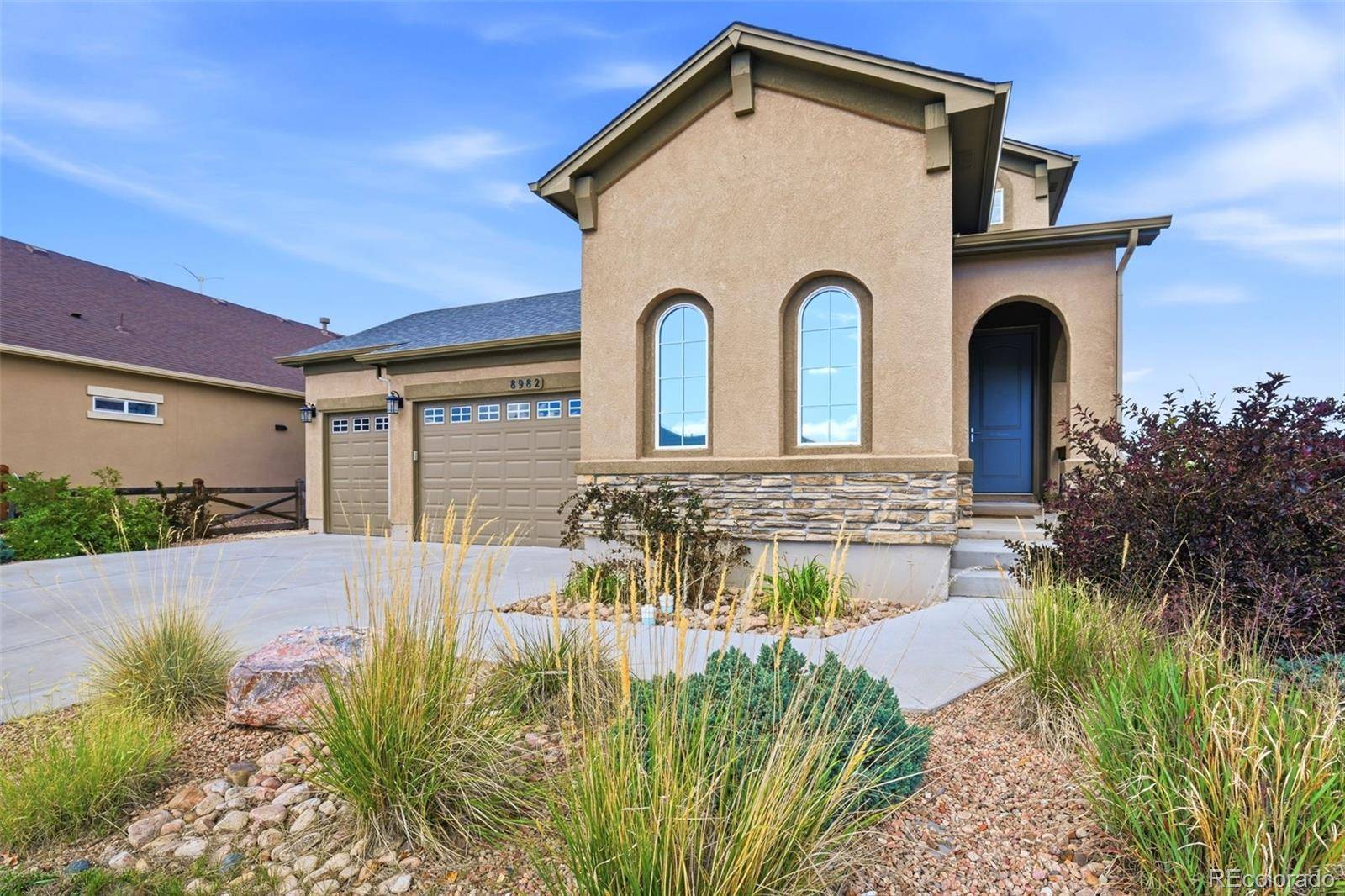 8982 Pacific Crest DR, Colorado Springs, CO 80927