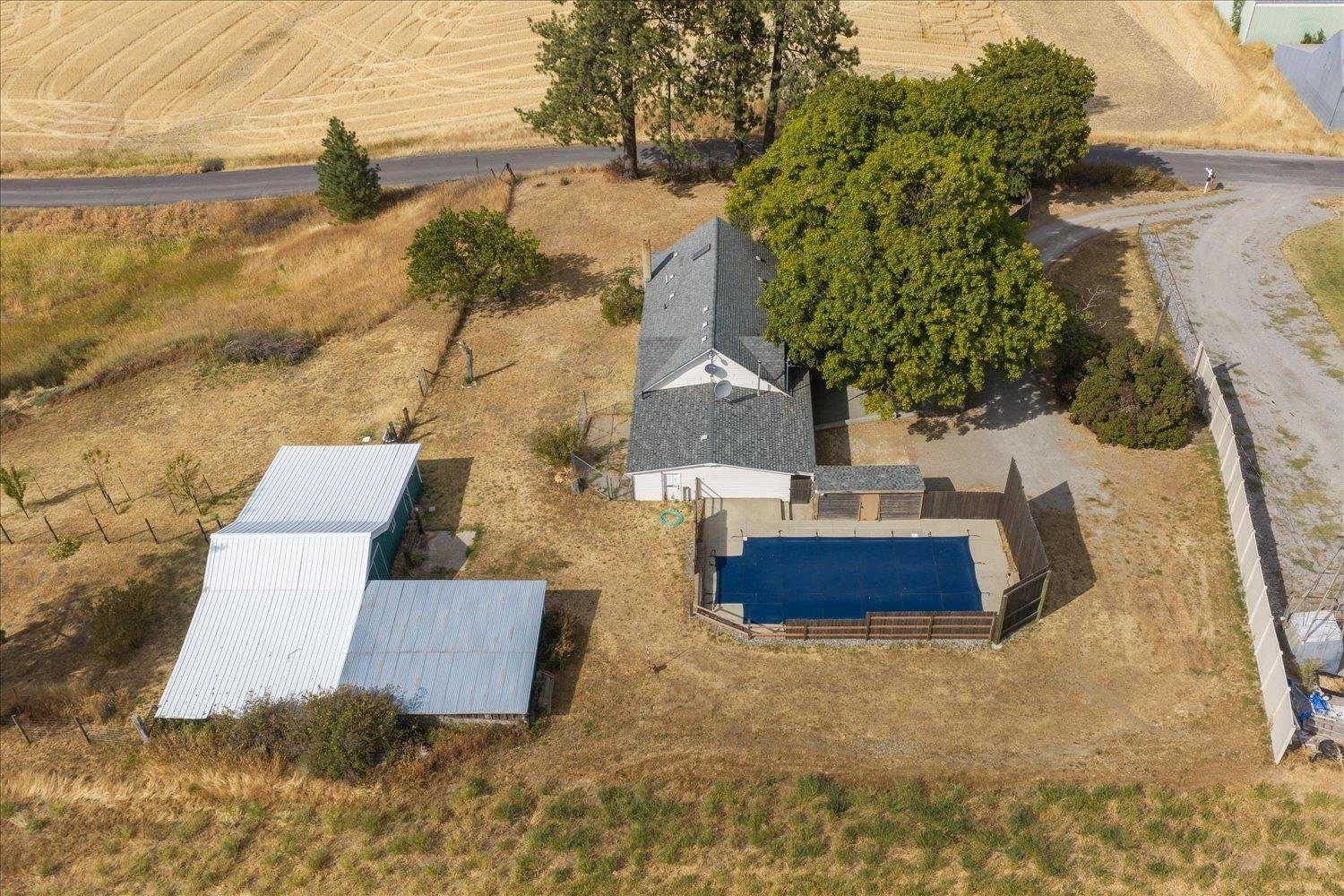 15110 E Stoughton Rd, Valleyford, WA 99036
