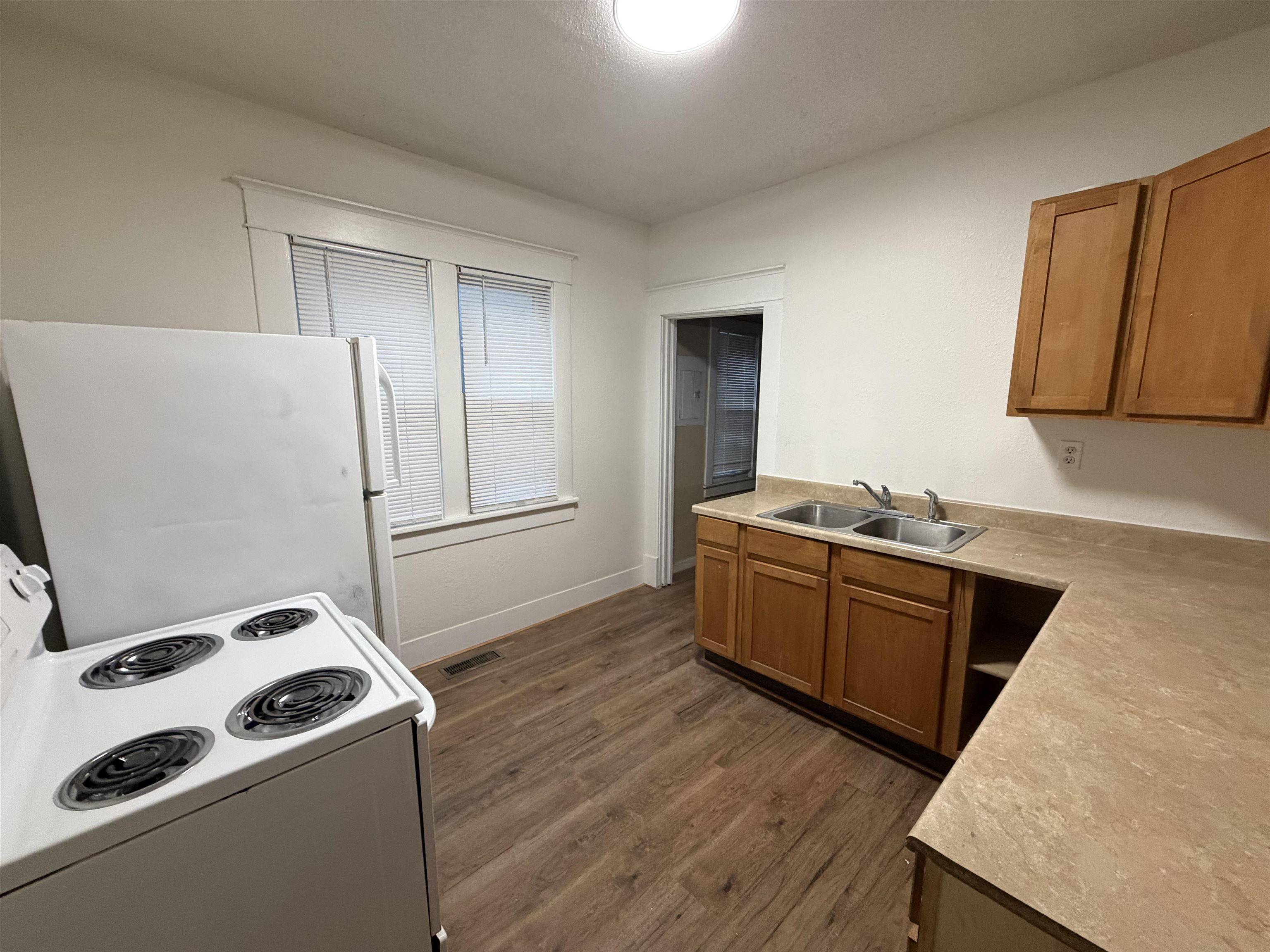 1424 S Main St, Wichita, KS 67213