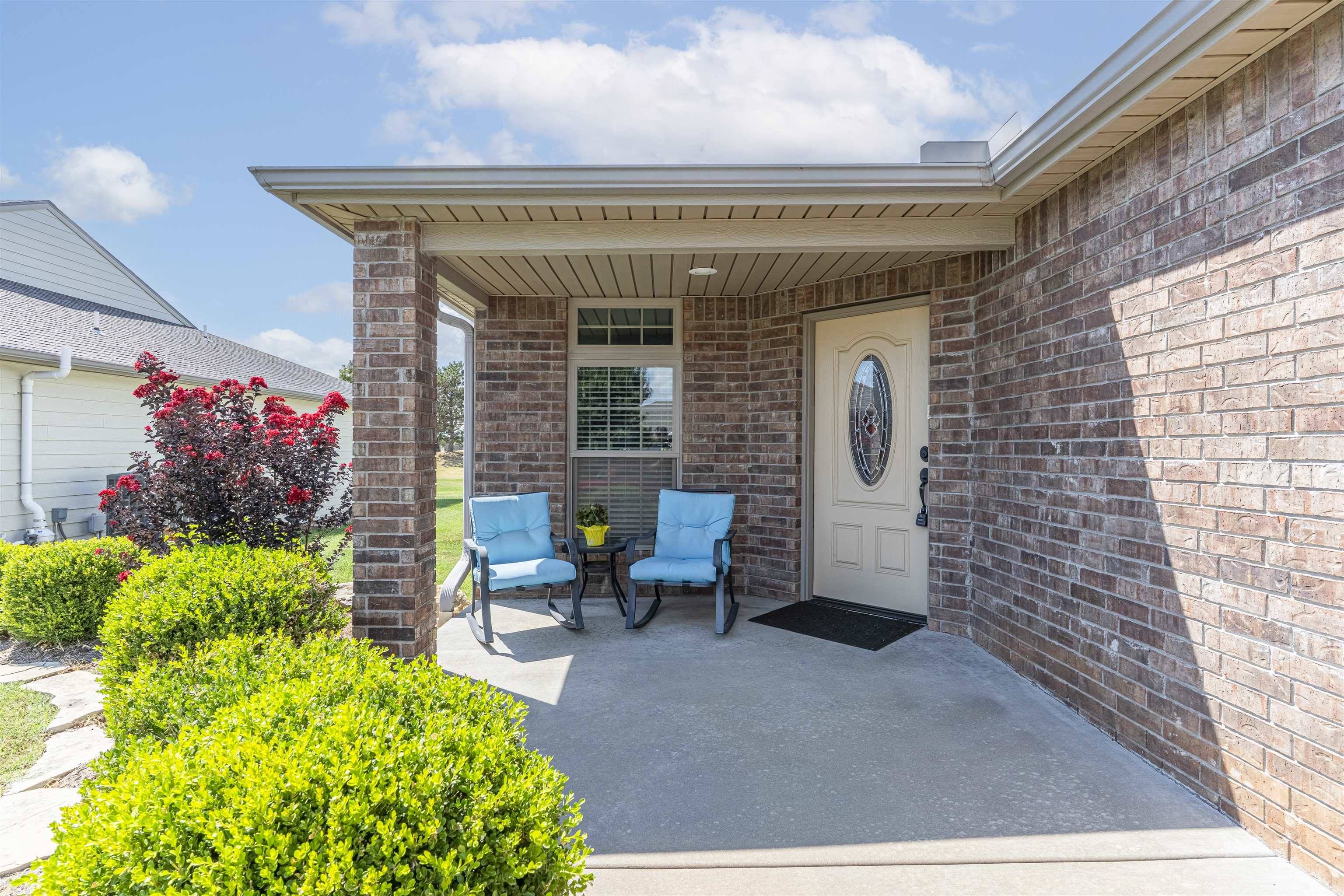 3607 Lakeshore Dr., Winfield, KS 67156