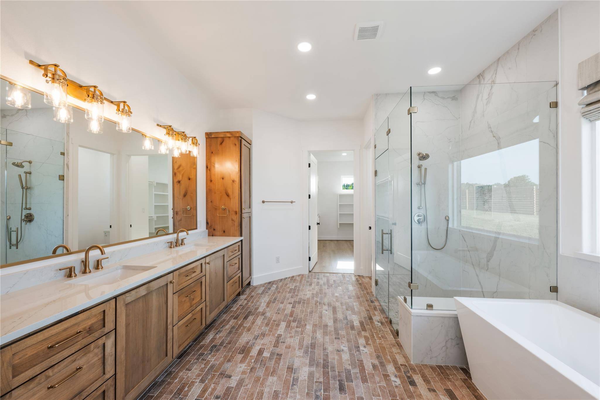 131 Hydrangea DR, Smithville, TX 78957