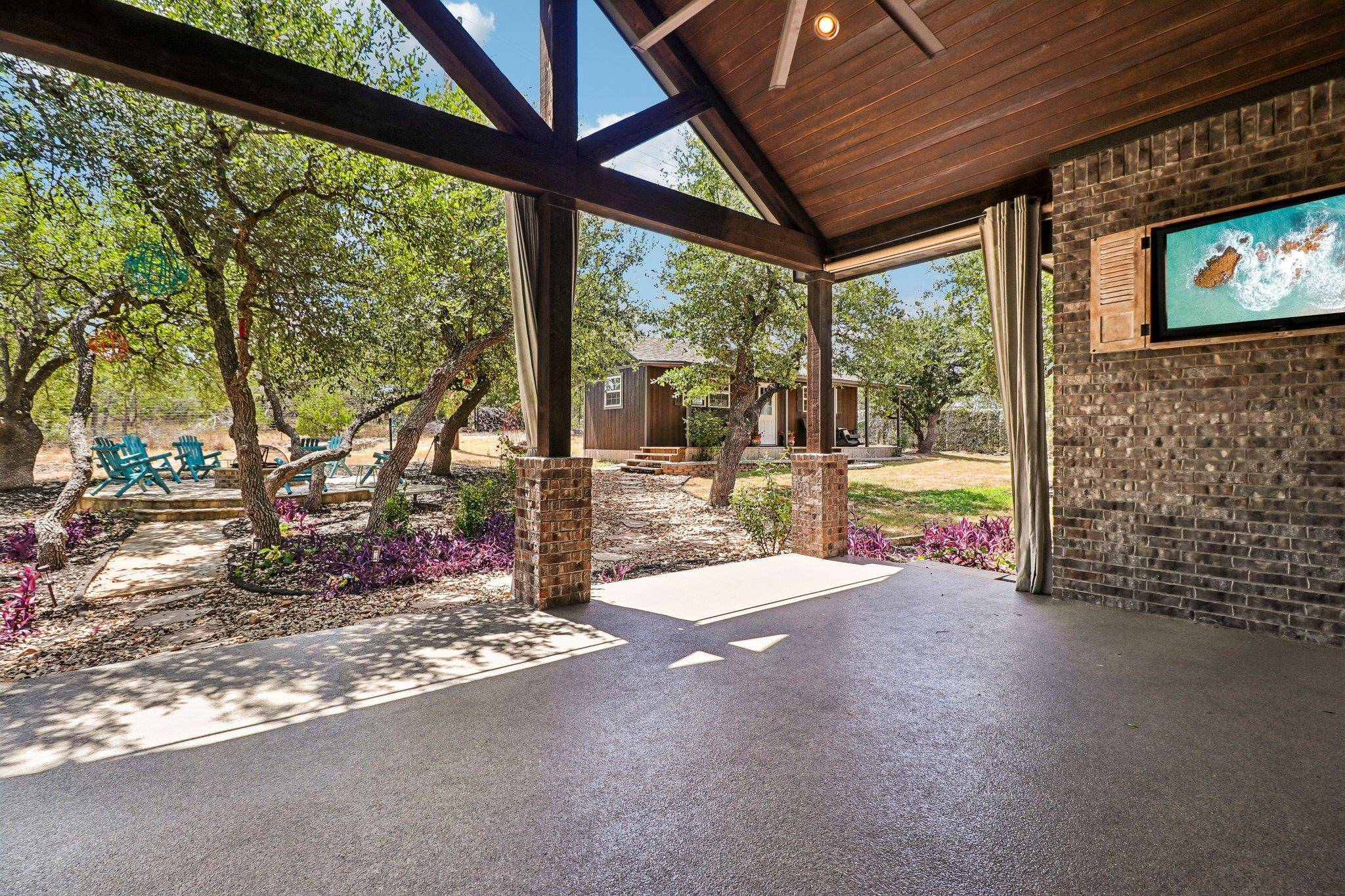 238 Jenn CV, Dripping Springs, TX 78620