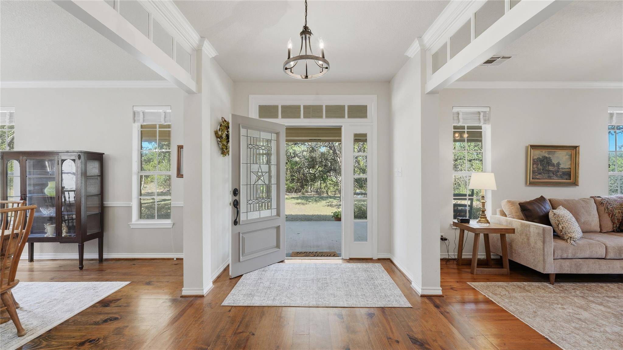 364 Nameless RD, Driftwood, TX 78619