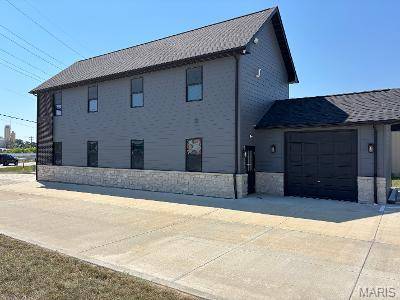 1617 W Pearce BLVD, Wentzville, MO 63385