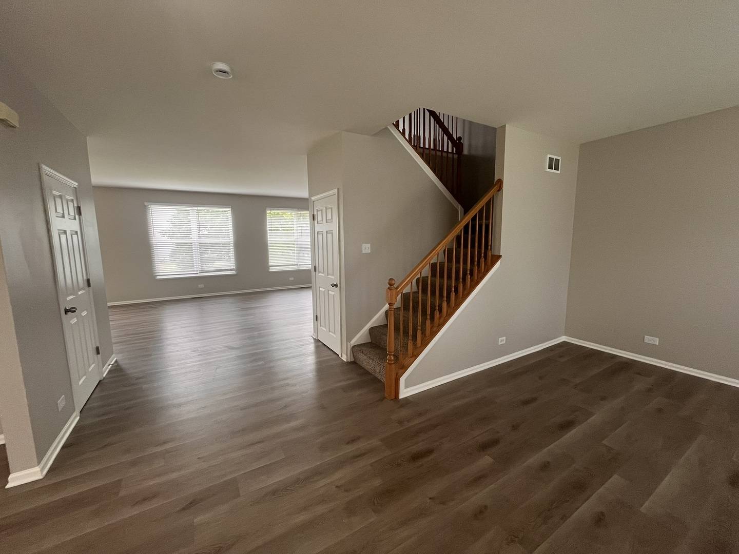 41 Brentwood DR, Gilberts, IL 60136