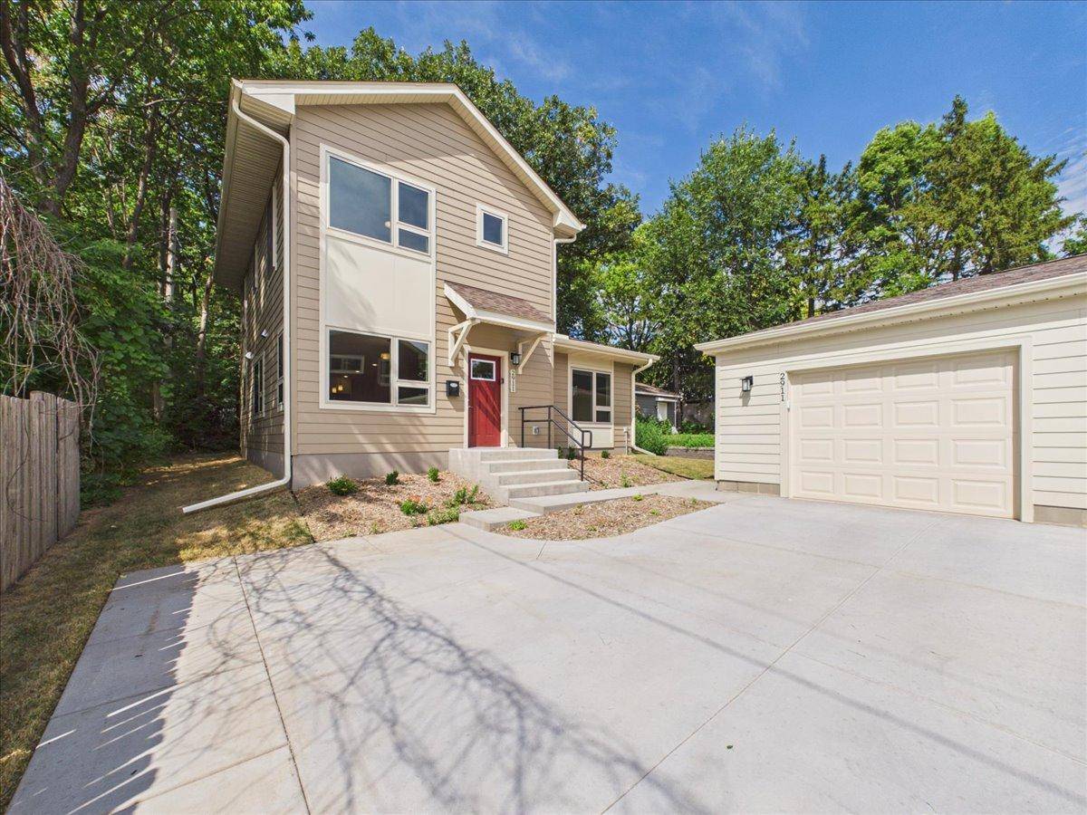 2911 N 4th ST, Minneapolis, MN 55411