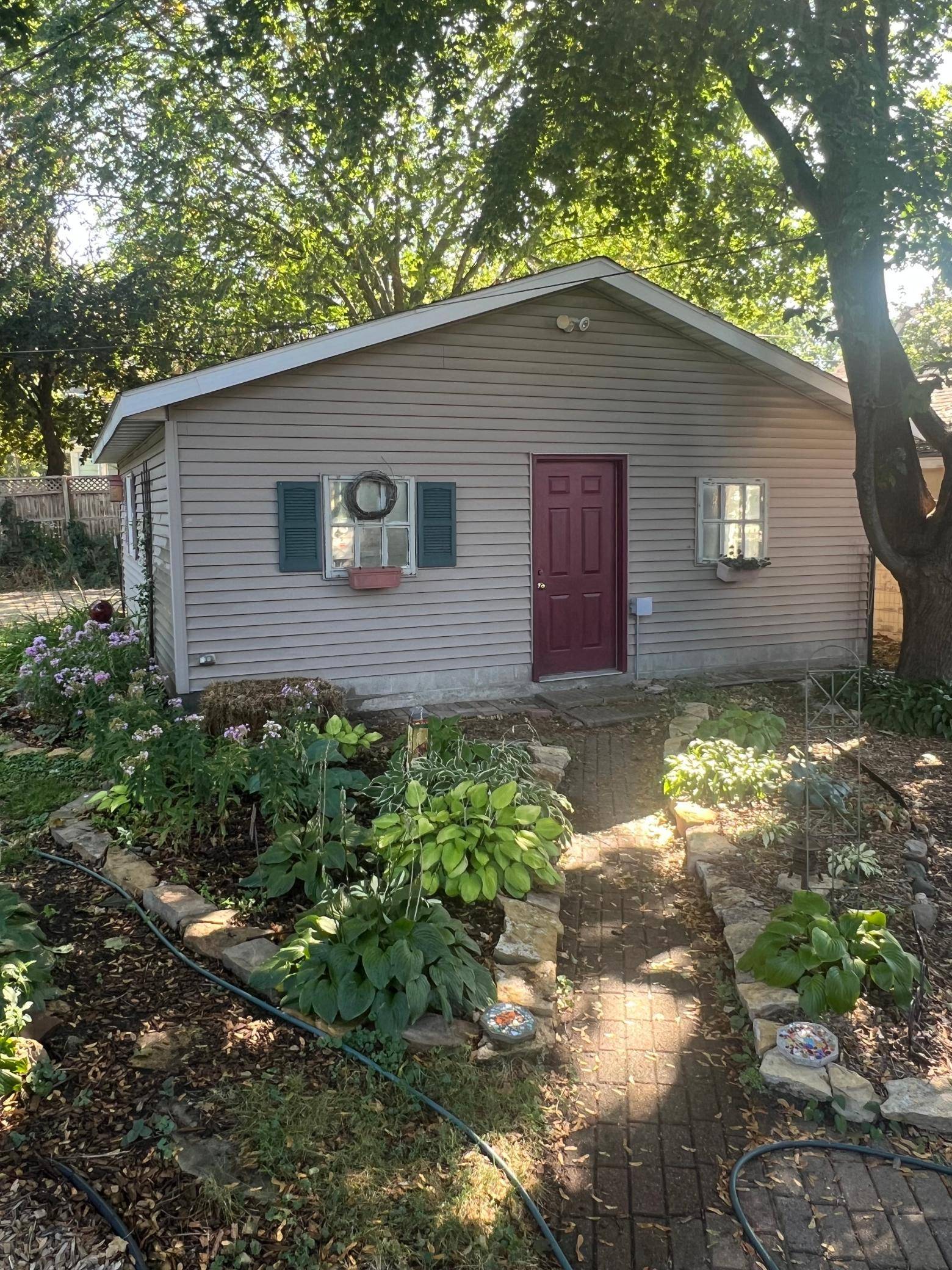 110 Winifred ST W, Saint Paul, MN 55107