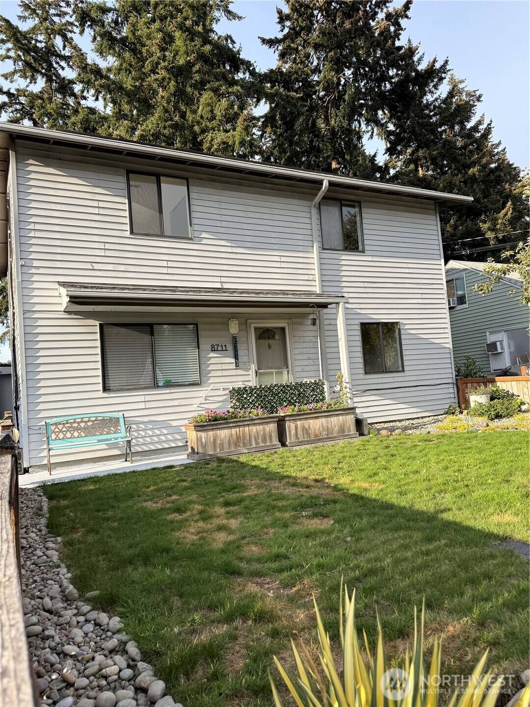 8711 Lawndale AVE SW, Lakewood, WA 98498
