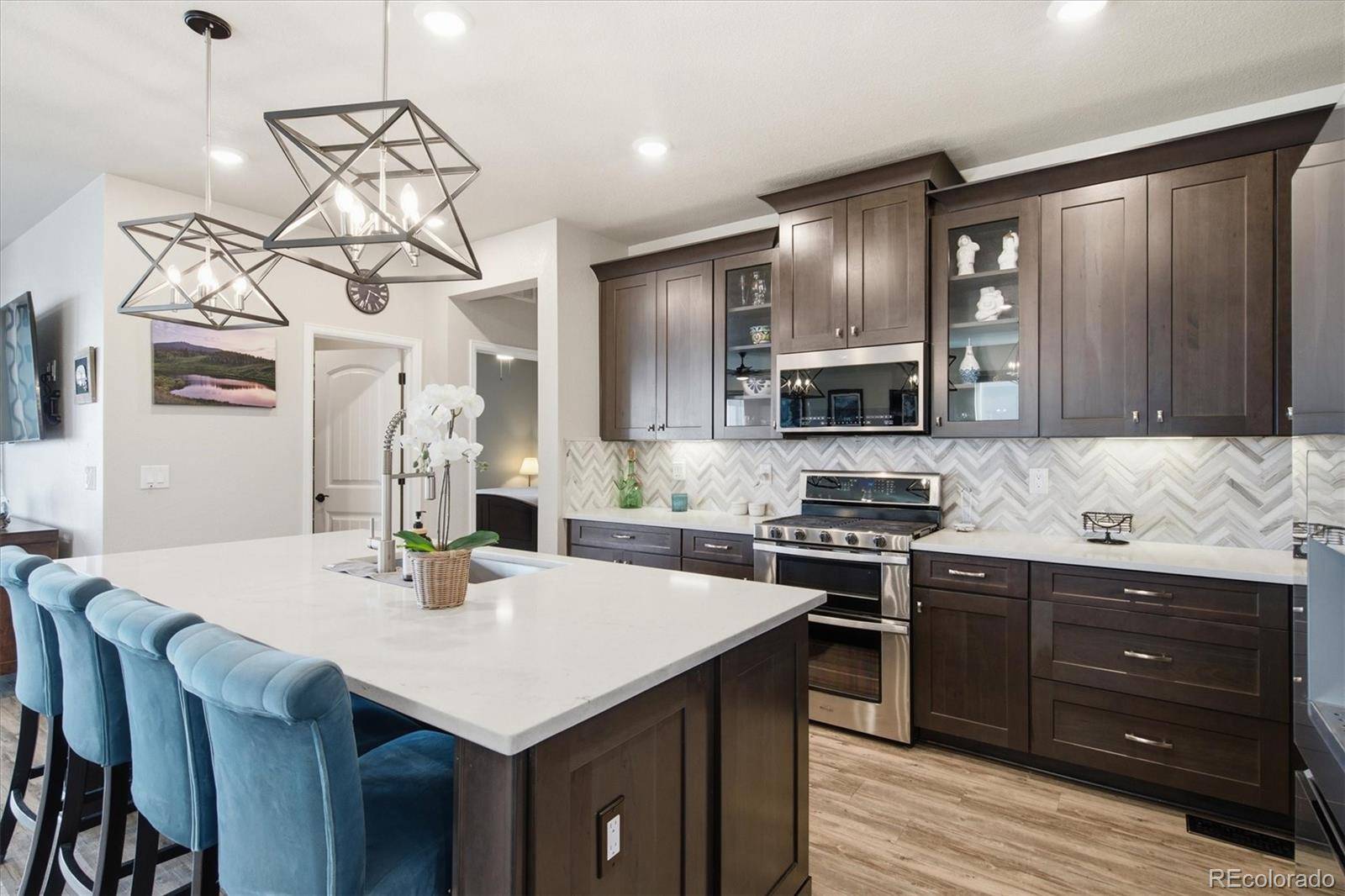 18147 House Finch LN, Parker, CO 80134
