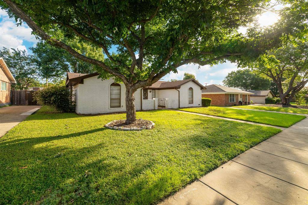 8348 Hillside Drive, Frisco, TX 75033
