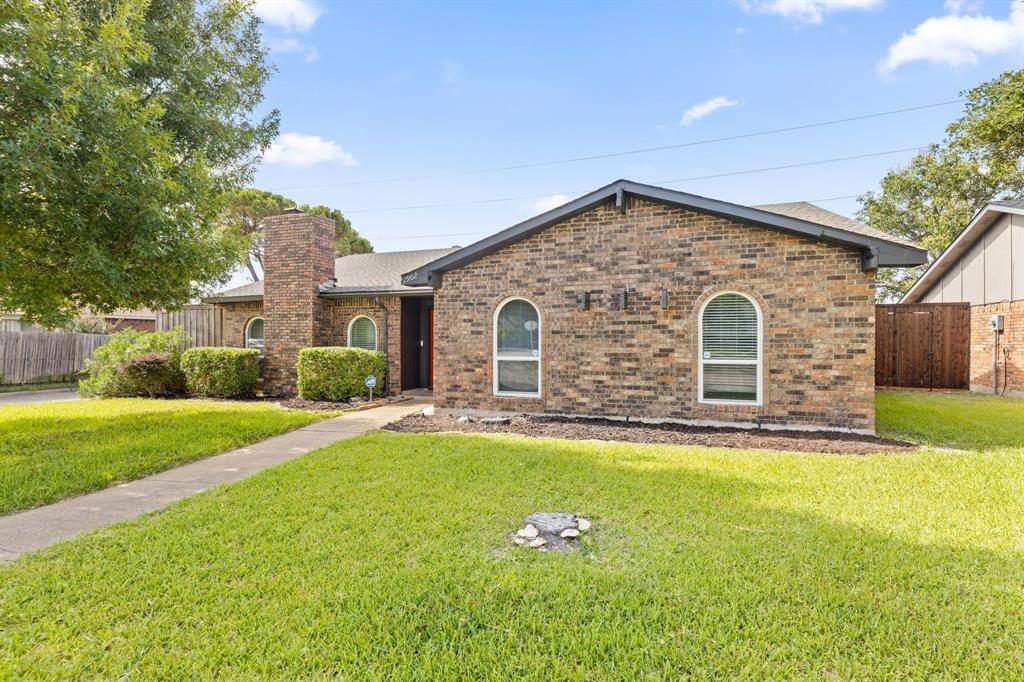 2902 High Plateau Drive, Garland, TX 75044
