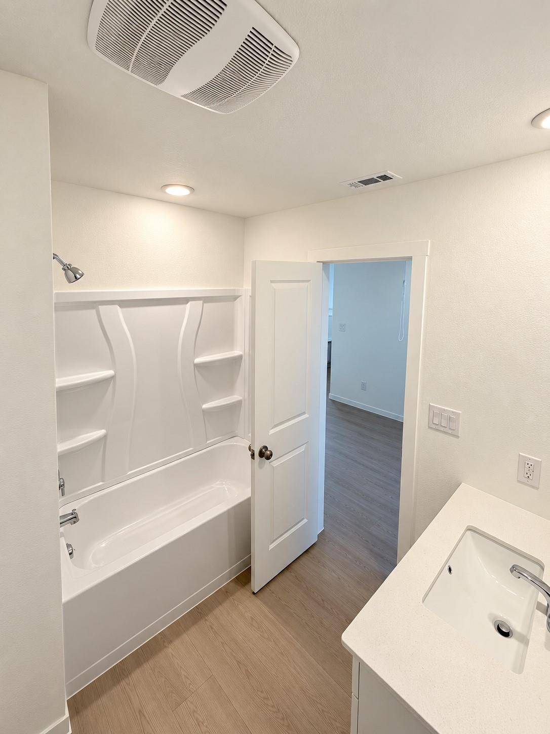 127 Jura PASS, Kyle, TX 78640