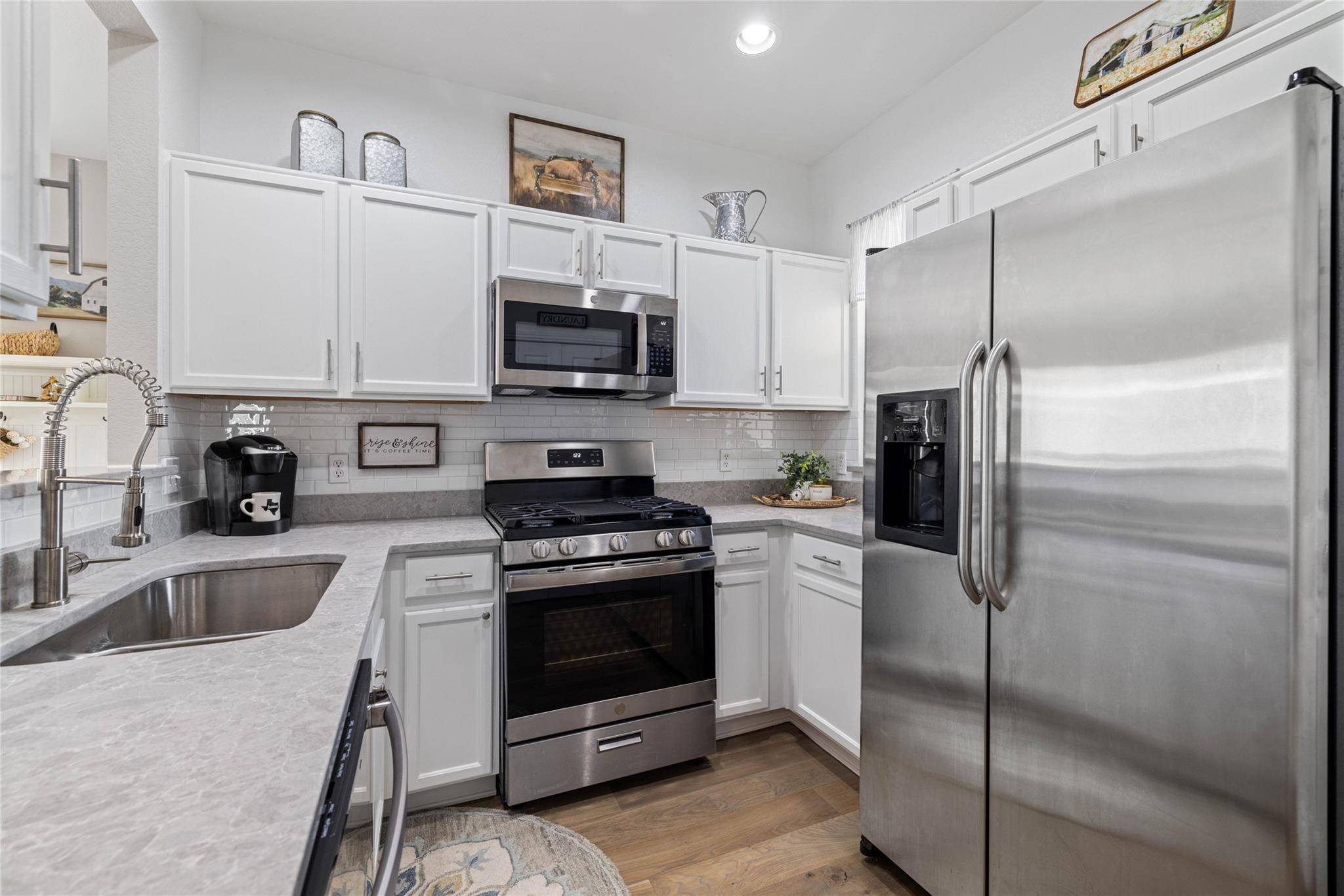 210 Crockett LN, Georgetown, TX 78633